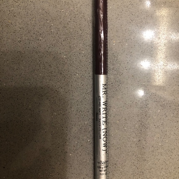 Hikari Colour pop plus more makeup - Picture 10 of 12